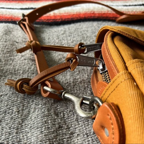 Filson Original Leather-Trimmed Rugged Twill Briefcase | Limited Edition - Picture 2 of 10